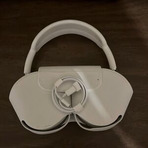 Airpod pro max (silver)